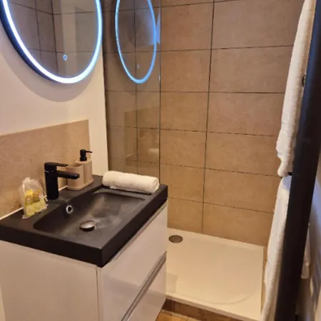 Moderne Et Cosy A Lejlighed